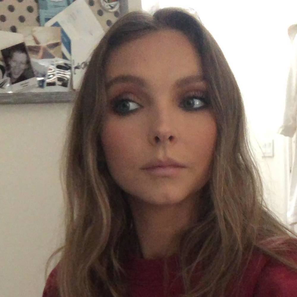 Meet your Posher, Caitlin